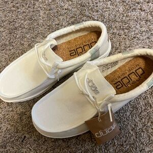 All white Hey Dude size 12
